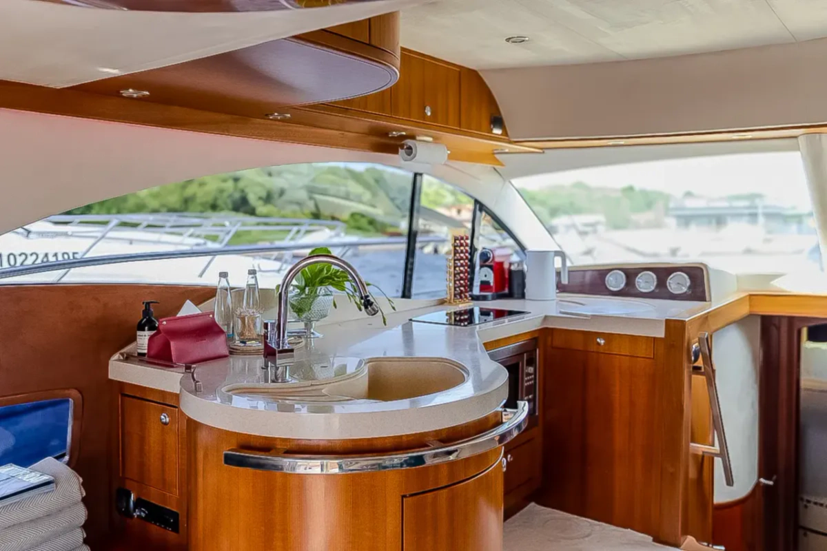 Яхта Galeon 440 image- 7